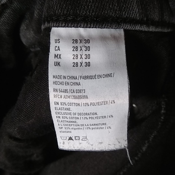 Black Jeans - Picture 3 of 4